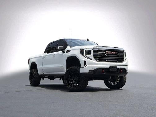 Summit White 2024 GMC Sierra 1500 AT4