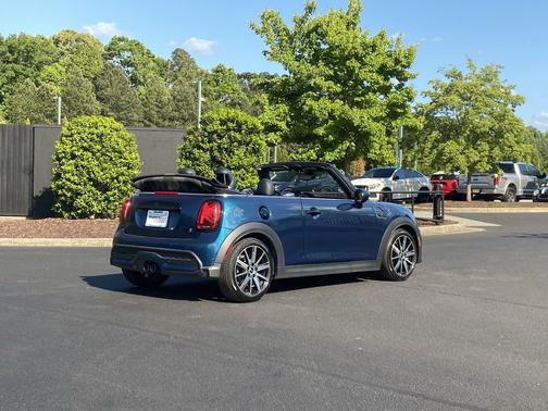 Deep Laguna Metallic 2022 MINI Convertible Cooper S