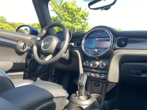 Deep Laguna Metallic 2022 MINI Convertible Cooper S