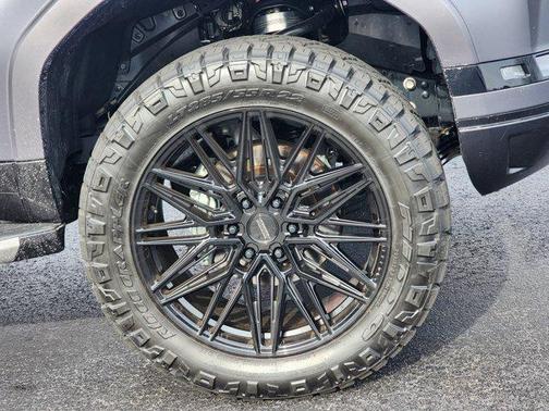 Nebula Gray Pearl 2025 Lexus GX 550 Premium+