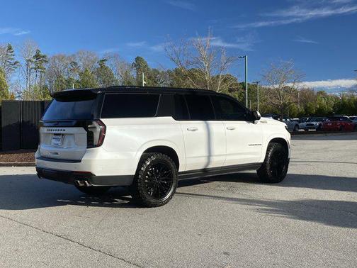 2025 Chevrolet Suburban High Country