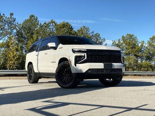 2025 Chevrolet Suburban High Country