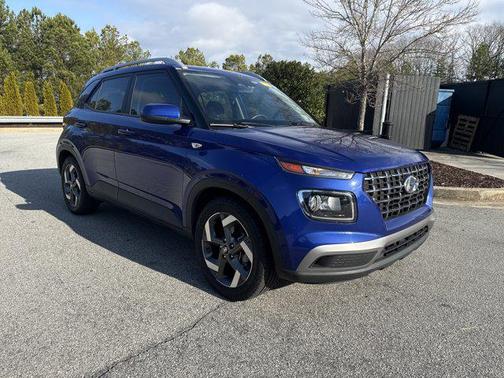 2023 Hyundai VENUE SEL