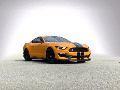 2018 Ford Shelby GT350 Base