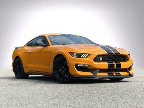 2018 Ford Shelby GT350 Base