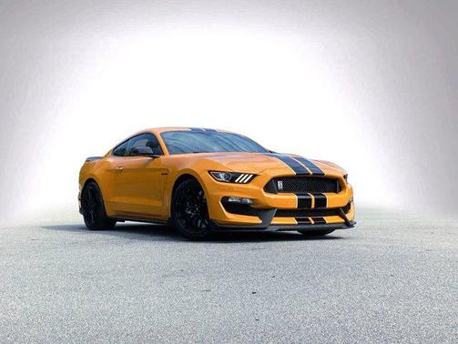 2018 Ford Shelby GT350 Base