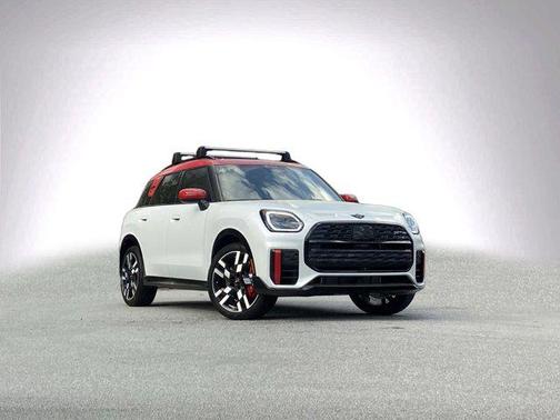 Nanuq White Metallic 2026 MINI Countryman John Cooper Works ALL4