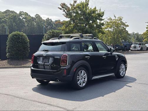 MIDNIGHT BLACK II [BLACK] 2024 MINI Countryman Cooper S ALL4