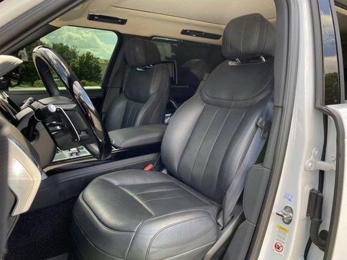 2023 Land Rover Range Rover P400 SE