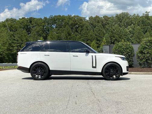 2023 Land Rover Range Rover P400 SE