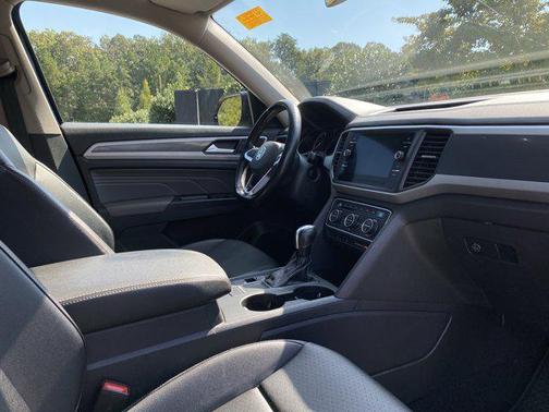 2021 Volkswagen Atlas 3.6L SE w/Technology
