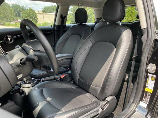 2016 MINI Hardtop Cooper