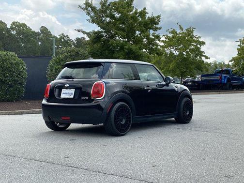 2016 MINI Hardtop Cooper