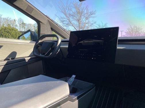 2024 Tesla Cybertruck All-Wheel Drive