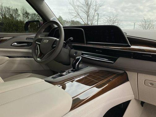 2024 Cadillac Escalade Sport Platinum