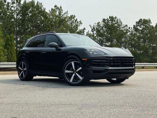 2024 Porsche Cayenne AWD
