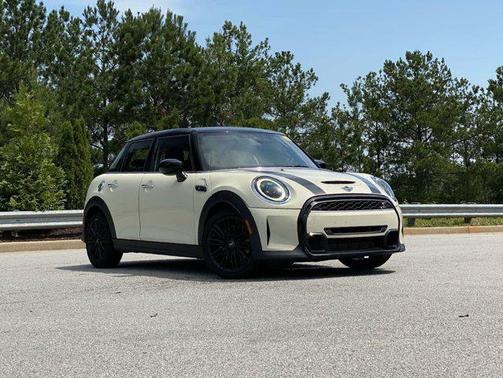 2022 MINI Hardtop Cooper S