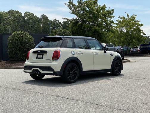2022 MINI Hardtop Cooper S
