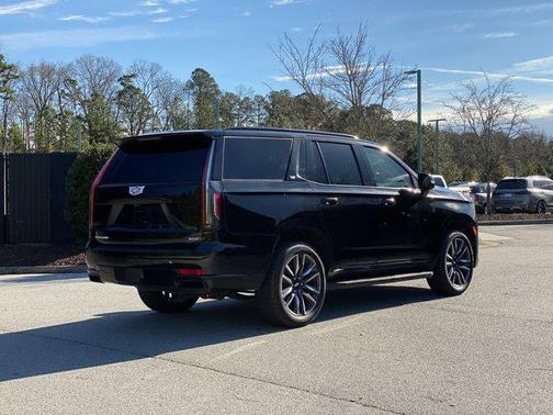 2023 Cadillac Escalade Sport