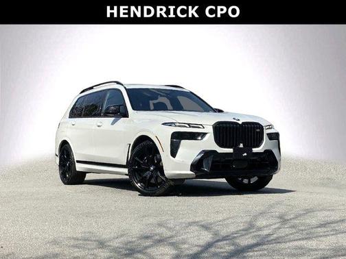 Mineral White Metallic 2024 BMW X7 M60i