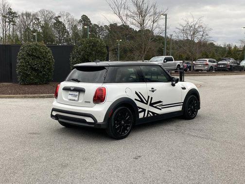 2024 MINI Hardtop Cooper