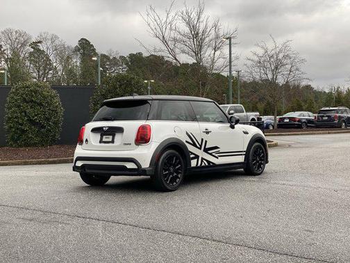 2024 MINI Hardtop Cooper