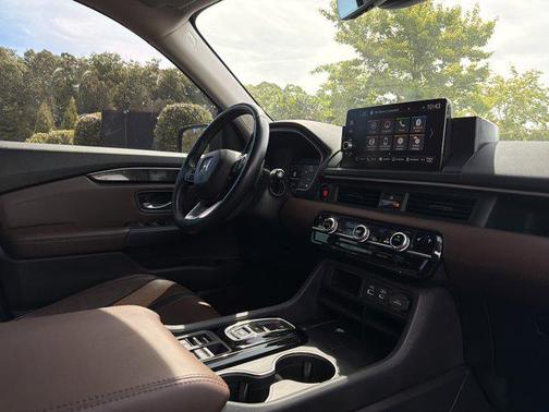 Crystal Black Pearl 2024 Honda Pilot Elite