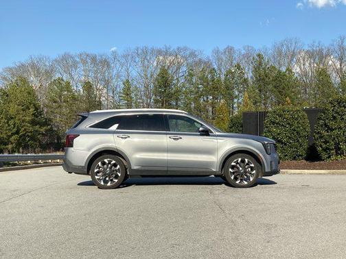 2025 Kia Sorento EX