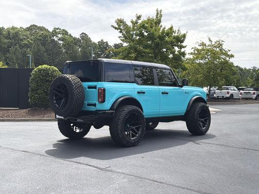 Shadow Black 2025 Ford Bronco Outer Banks