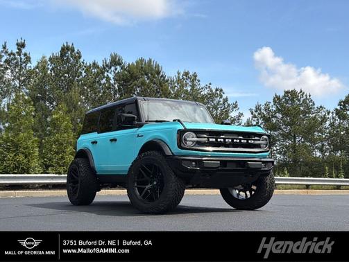 Shadow Black 2025 Ford Bronco Outer Banks