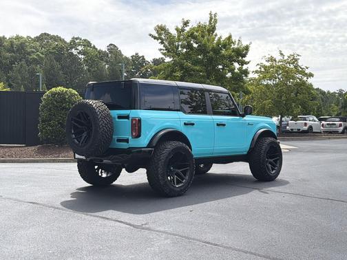 Shadow Black 2025 Ford Bronco Outer Banks