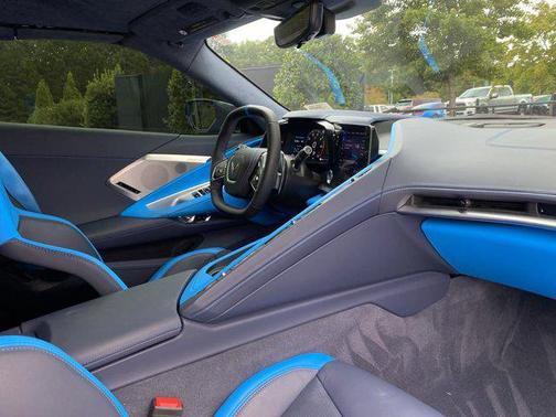 2023 Chevrolet Corvette Stingray w/3LT