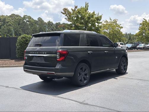 Forged Green Metallic 2023 Ford Expedition King Ranch