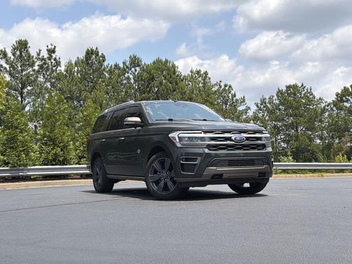 Forged Green Metallic 2023 Ford Expedition King Ranch