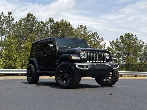 Black Clearcoat 2020 Jeep Wrangler Unlimited Sahara