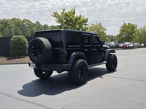Black Clearcoat 2020 Jeep Wrangler Unlimited Sahara