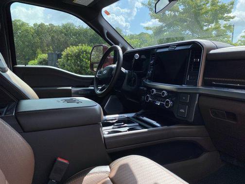 2025 Ford F-450 King Ranch