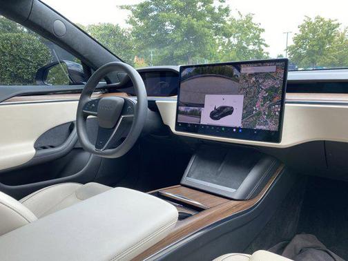 2021 Tesla Model S Plaid