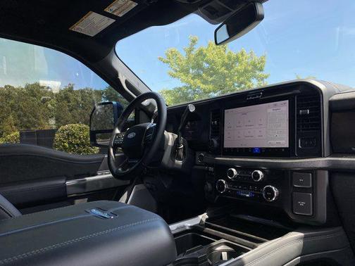 Agate Black Metallic 2026 Ford F-250 Platinum