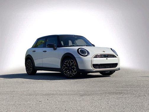 2025 MINI Hardtop Cooper