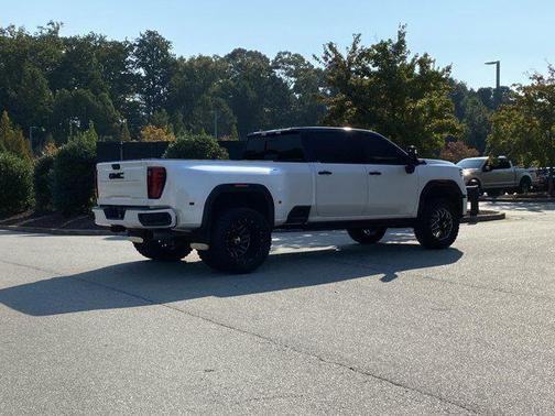 2024 GMC Sierra 3500 Denali