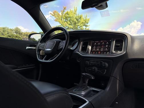 White Knuckle Clearcoat 2022 Dodge Charger Scat Pack