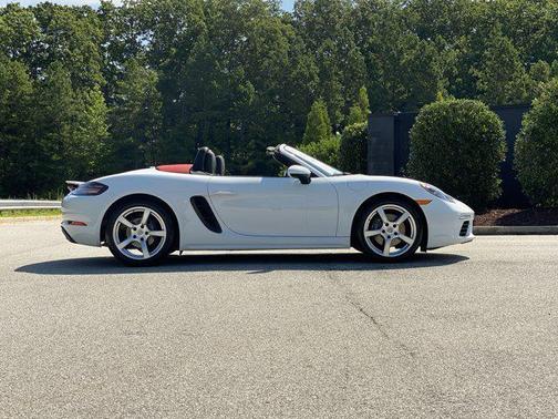 2023 Porsche 718 Boxster Roadster