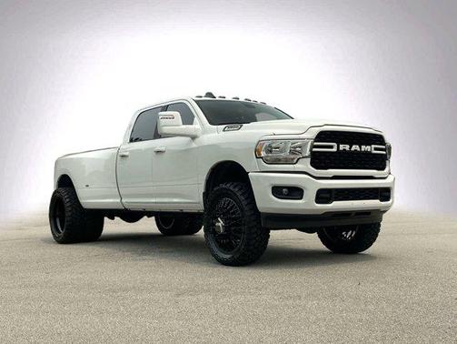 2024 RAM 3500 Big Horn Crew Cab 4x4 8' Box