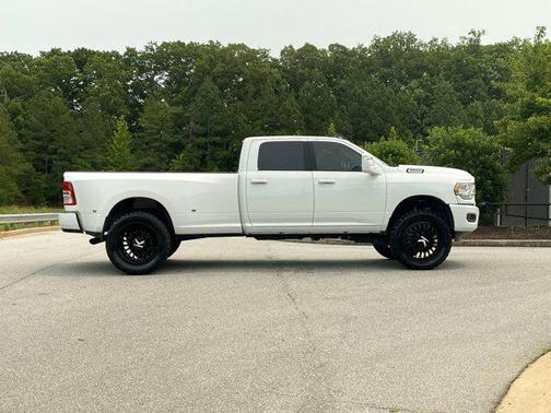 2024 RAM 3500 Big Horn Crew Cab 4x4 8' Box