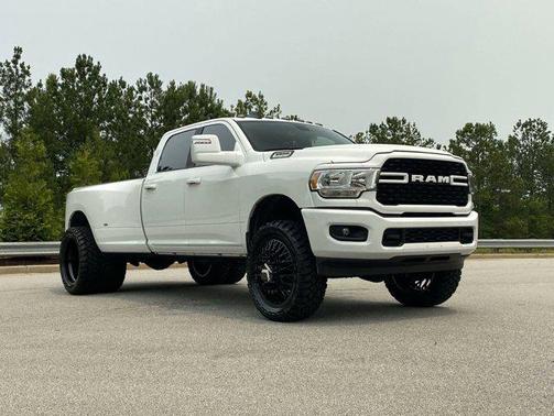 2024 RAM 3500 Big Horn Crew Cab 4x4 8' Box