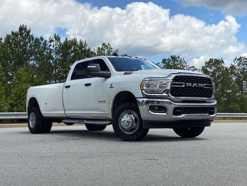 2024 RAM 3500 Big Horn Crew Cab 4x4 8' Box