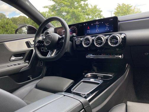 2024 Mercedes-Benz CLA 250 4MATIC