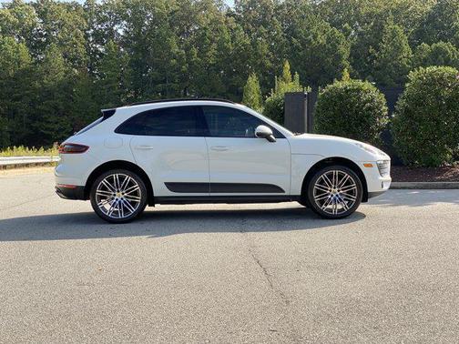 2018 Porsche Macan AWD