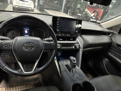 2021 Toyota Venza LE